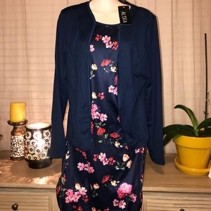 Bodycon work dress .